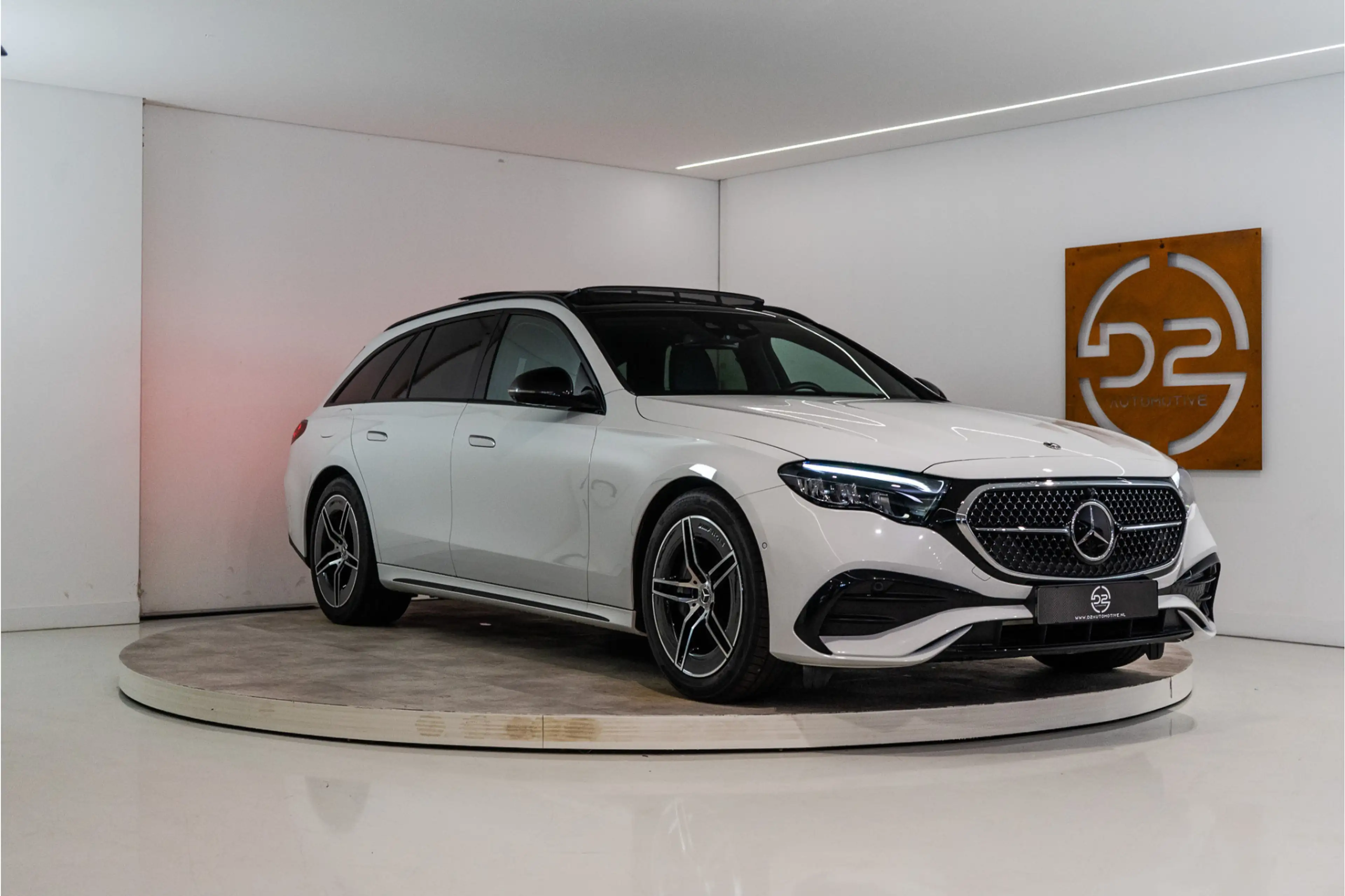 Mercedes-Benz E 300 Estate e Premium AMG 313PK | Pano | Sfeer | Trekha — photo 7