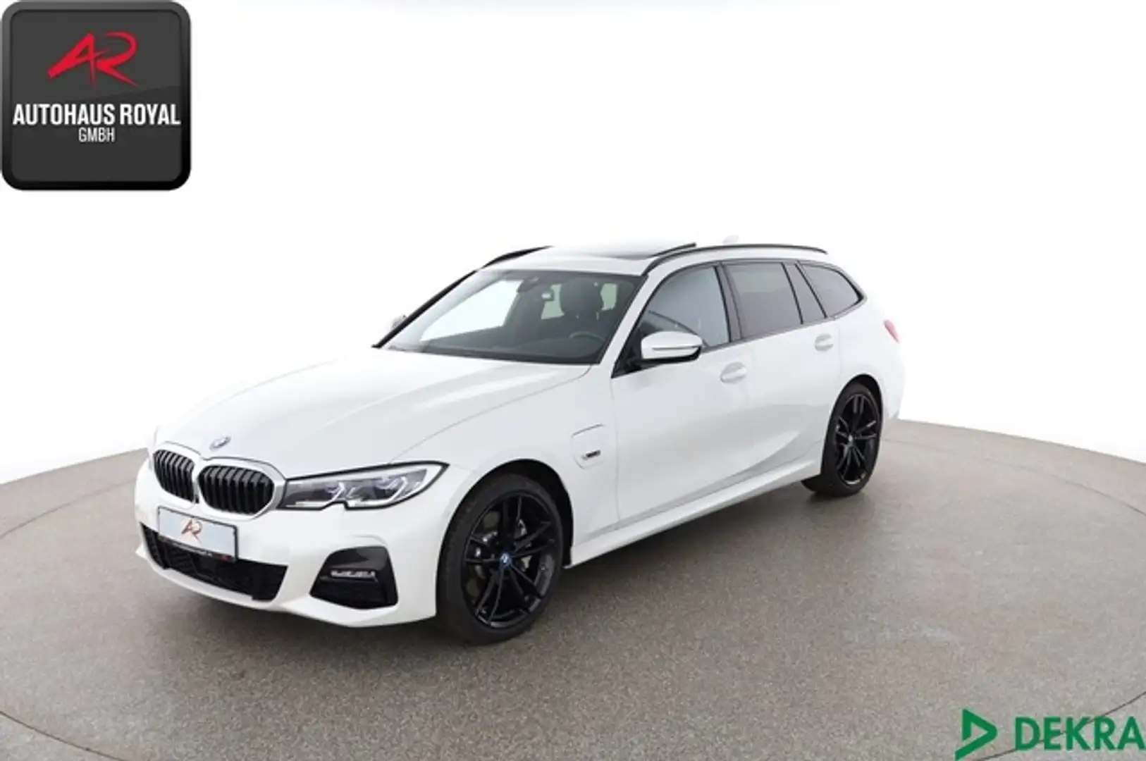 BMW 330 e T xDrive M SPORT LASER,HUD,360GRAD,KEYLESS Weiß - 1