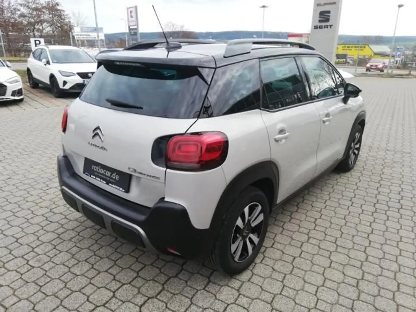 Citroen C3 AIRCROSS SHINE 1.2 PURETECH AHZV RFK NAVI Grau - 2
