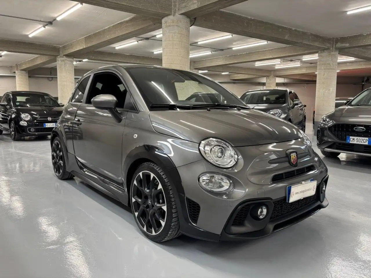 Abarth 695 2023 — фото 7