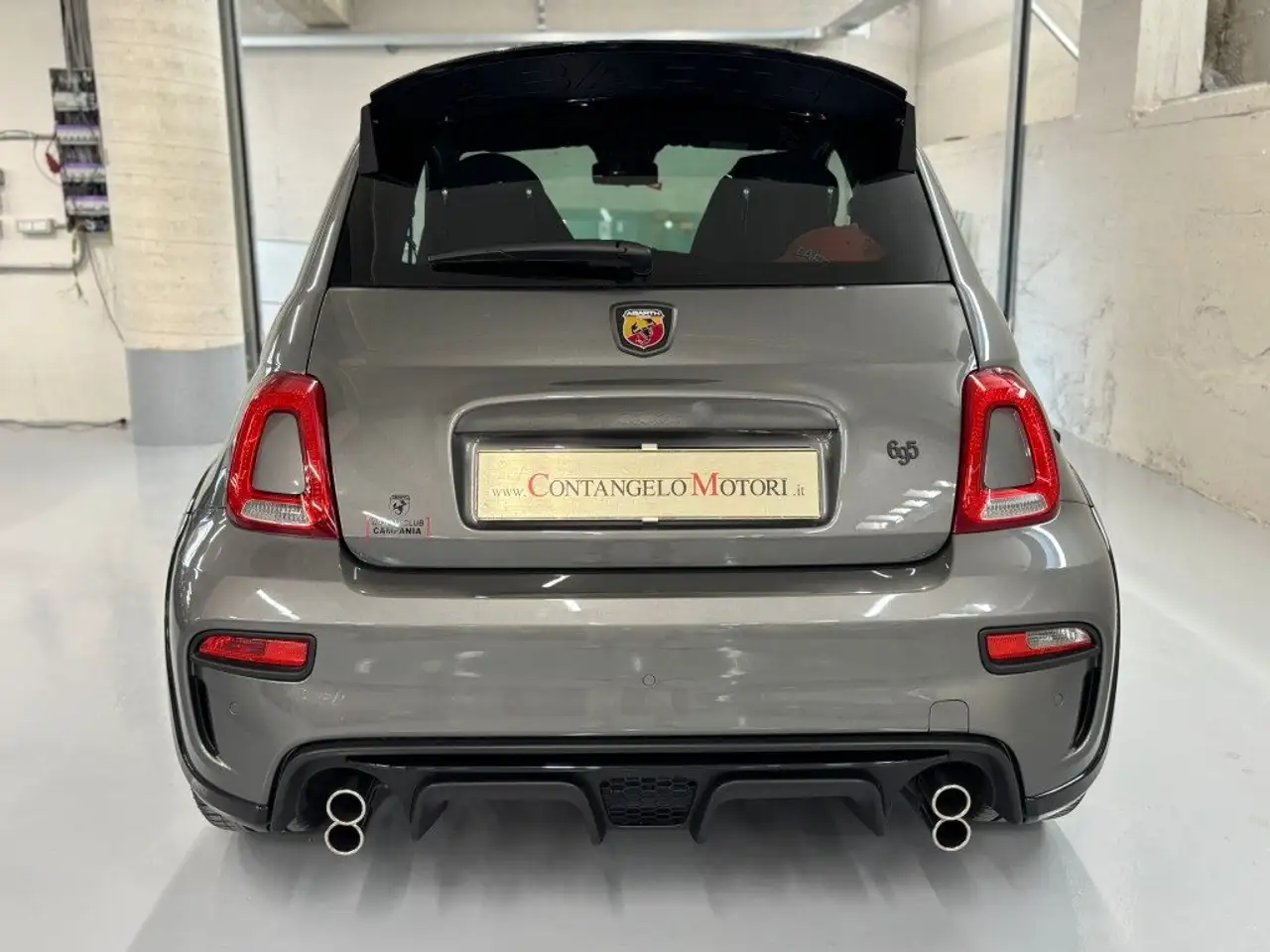 Abarth 695 2023