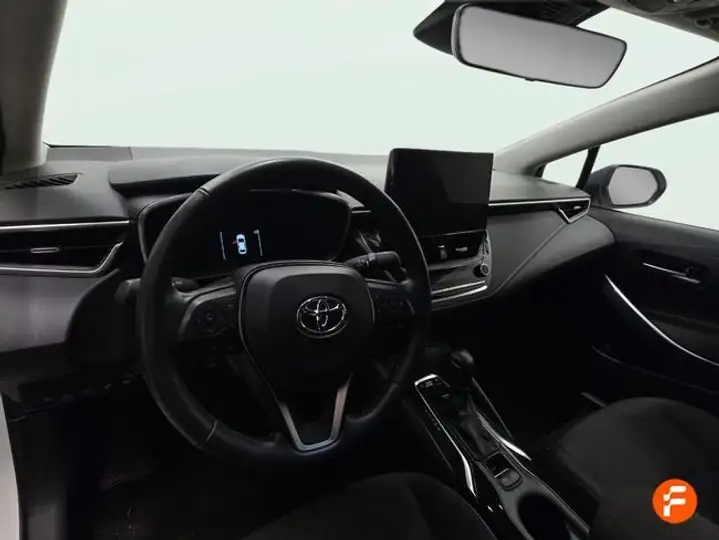 Toyota Auris 2025, foto 15