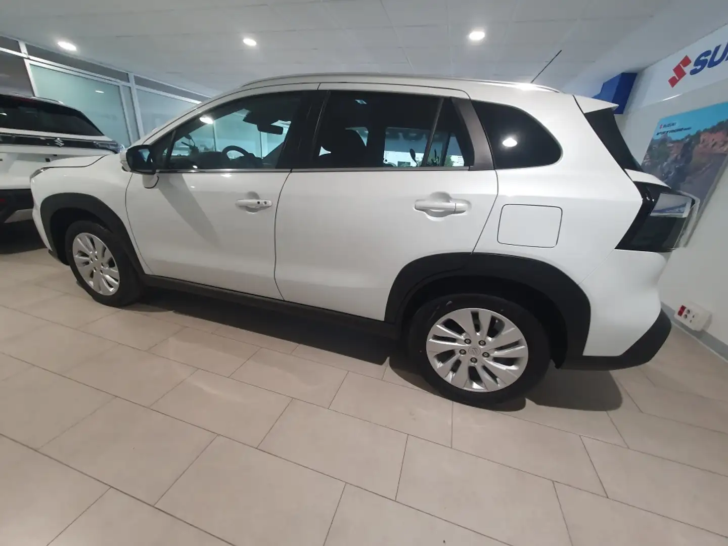 Suzuki SX4 S-Cross 1.4t Mild Hybrid 80.9 KW S2 Blanco - 1
