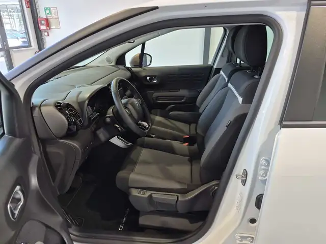 Citroen C3 Aircross view 8