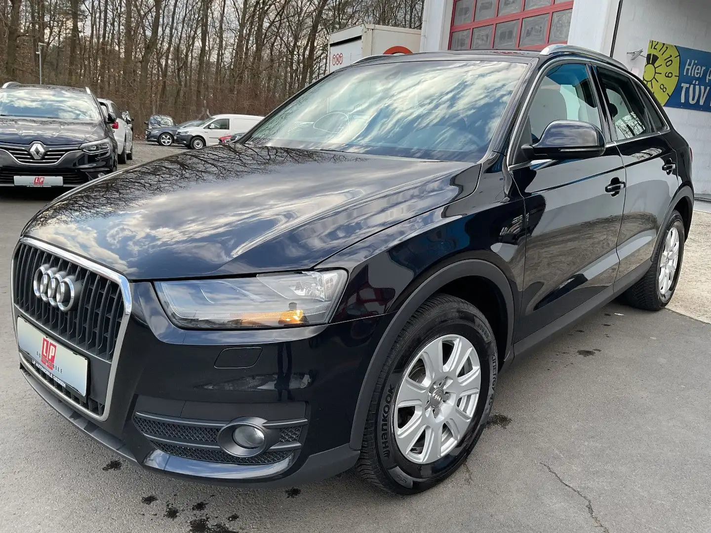 Audi Q3 2.0 TDI AHK Klimaautomatik Tempomat Eu5 1 Hd. crna - 1