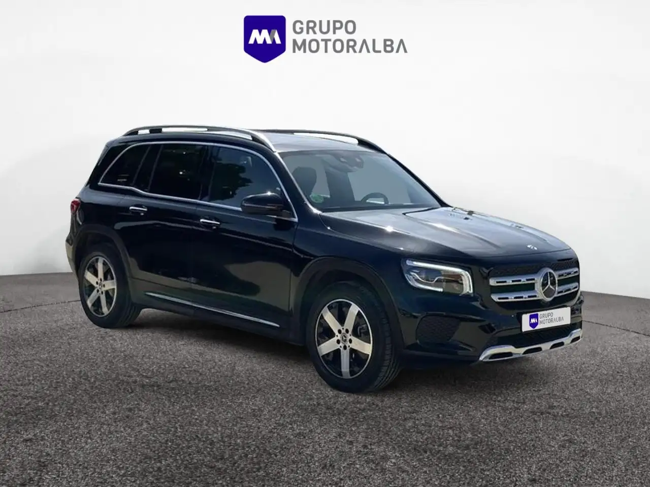 Mercedes-Benz GLB 220