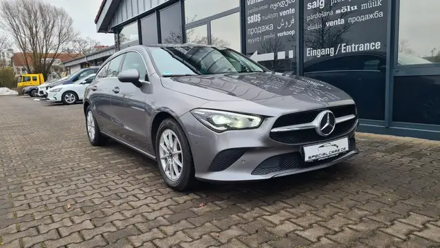 Mercedes-Benz CLA 200 d SB 8G DCT - NAVI - LED - 8 x ALU