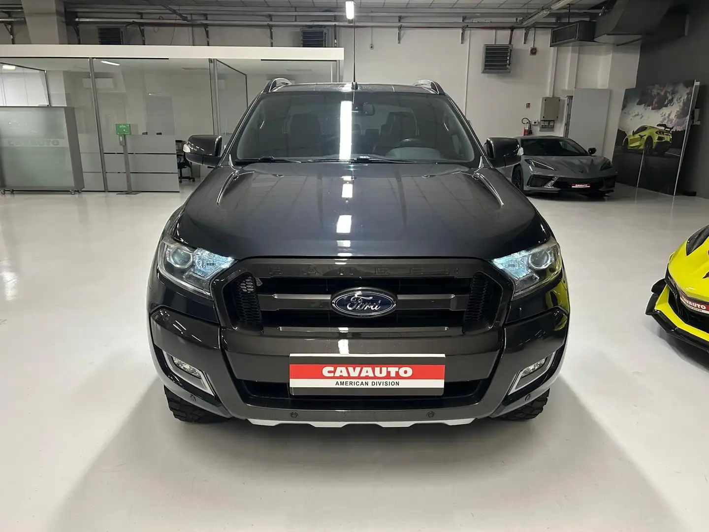 Ford Ranger Ranger 3.2 TDCi aut. DC Wildtrak 5pt. Noir - 2