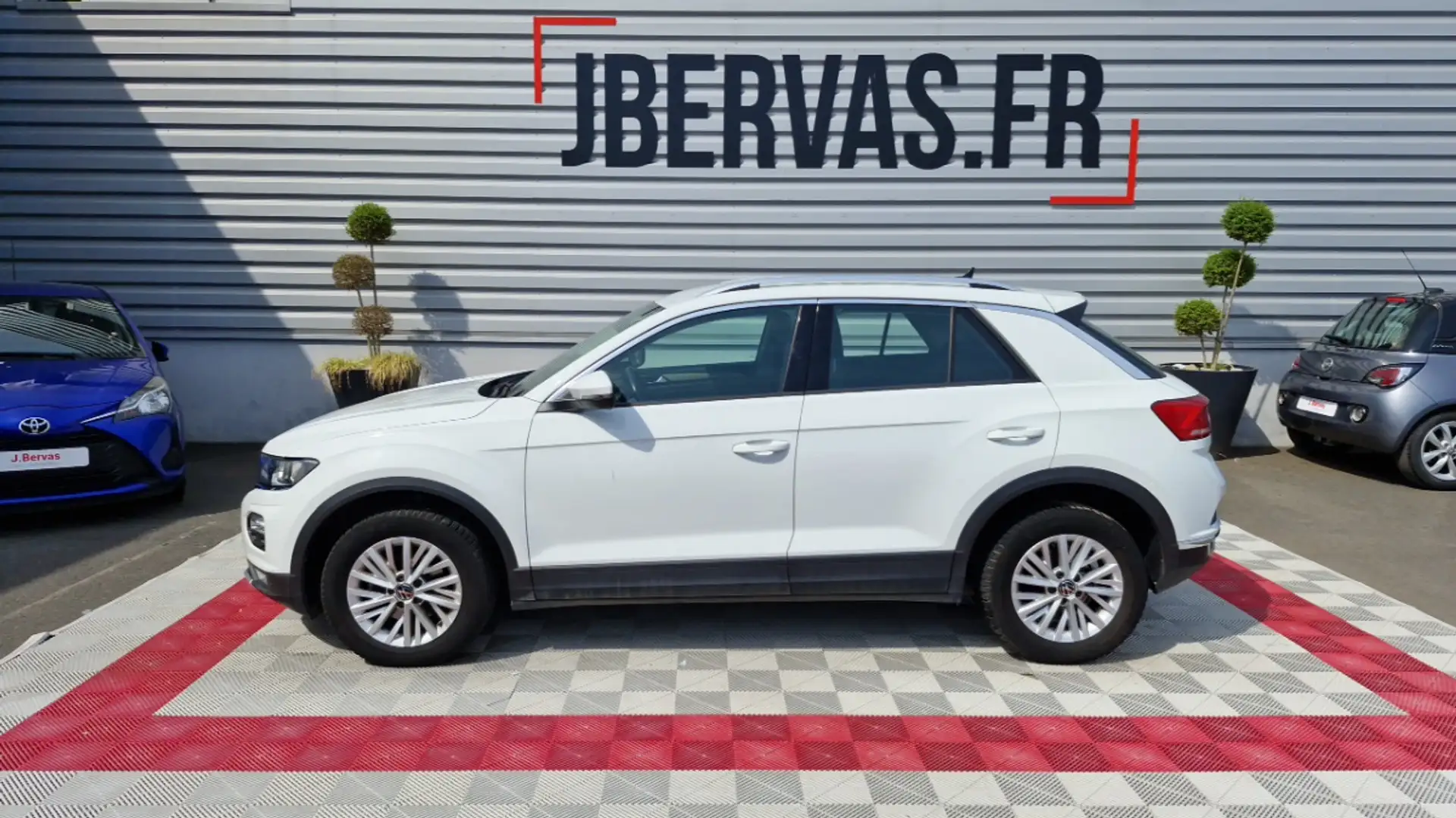 Volkswagen T-Roc BUSINESS 2.0 tdi 115 start/stop bvm6 lounge Weiß - 1