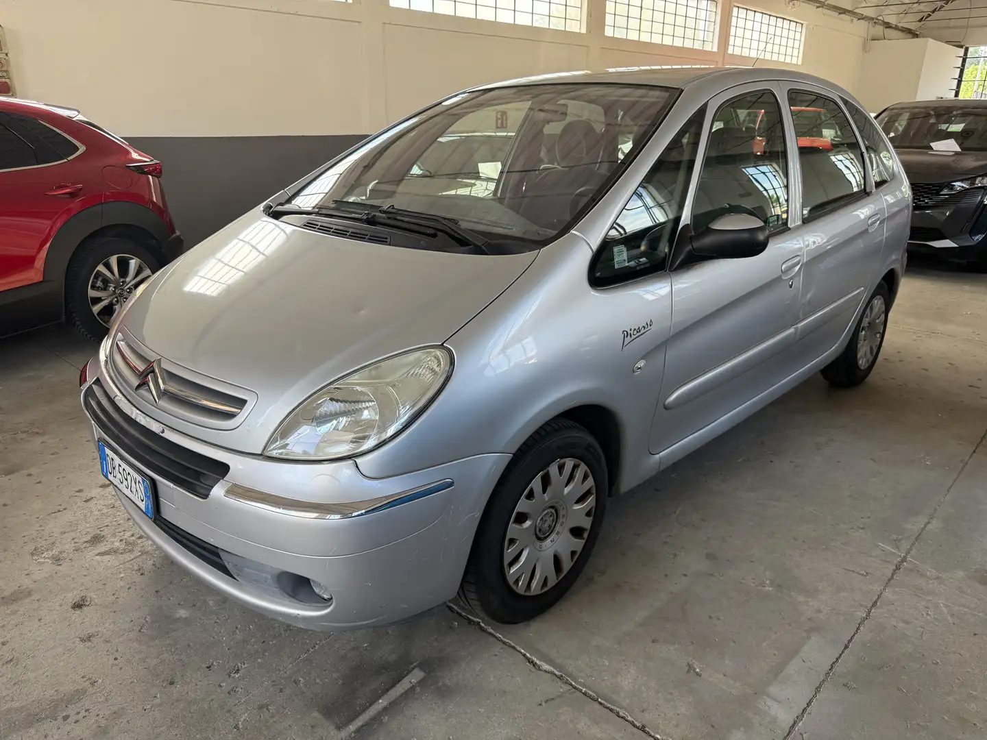 Citroen Xsara Picasso 1.6 16v Elegance Silber - 2