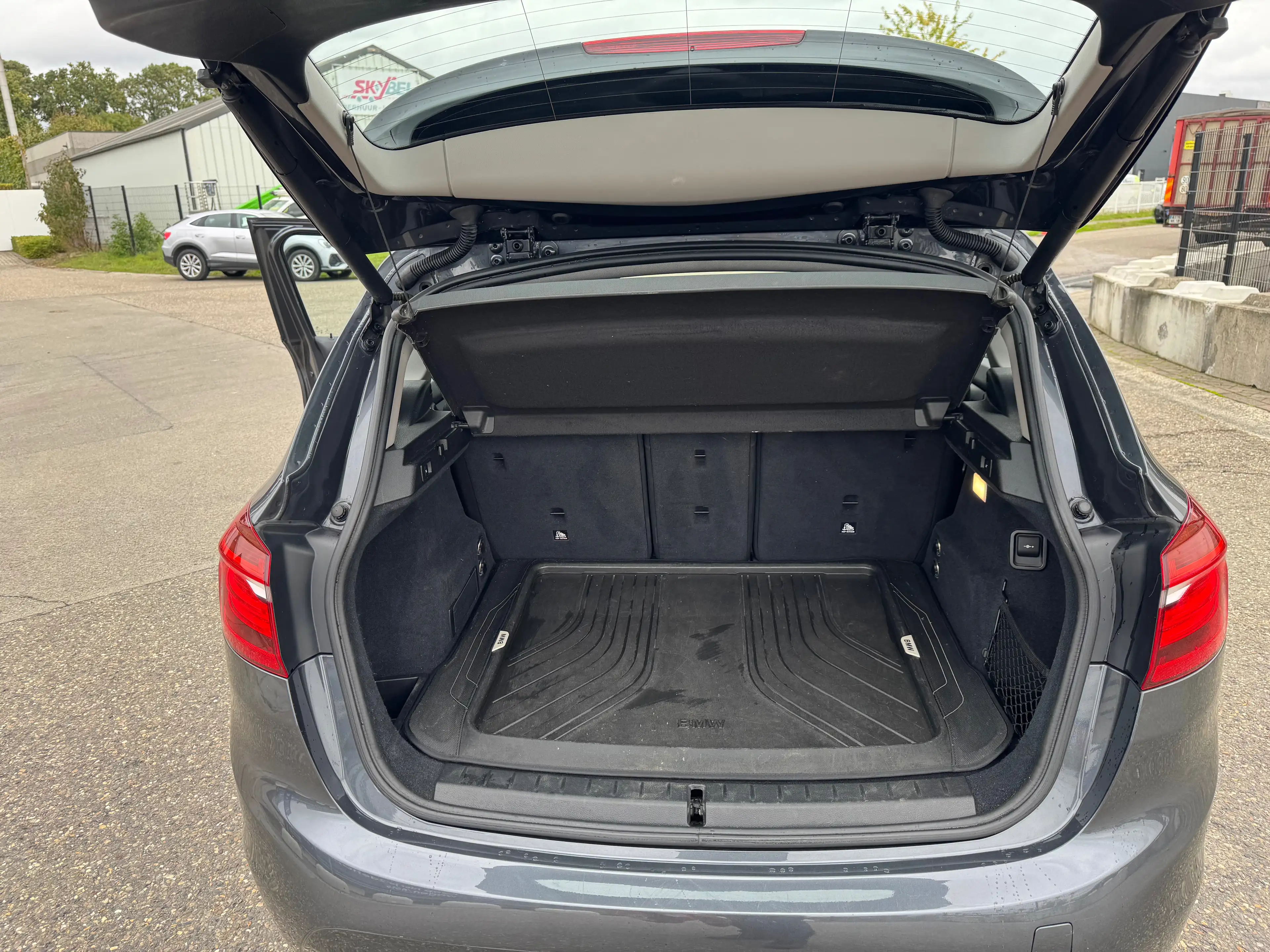 BMW 220 Active Tourer 220 x drive — photo 15