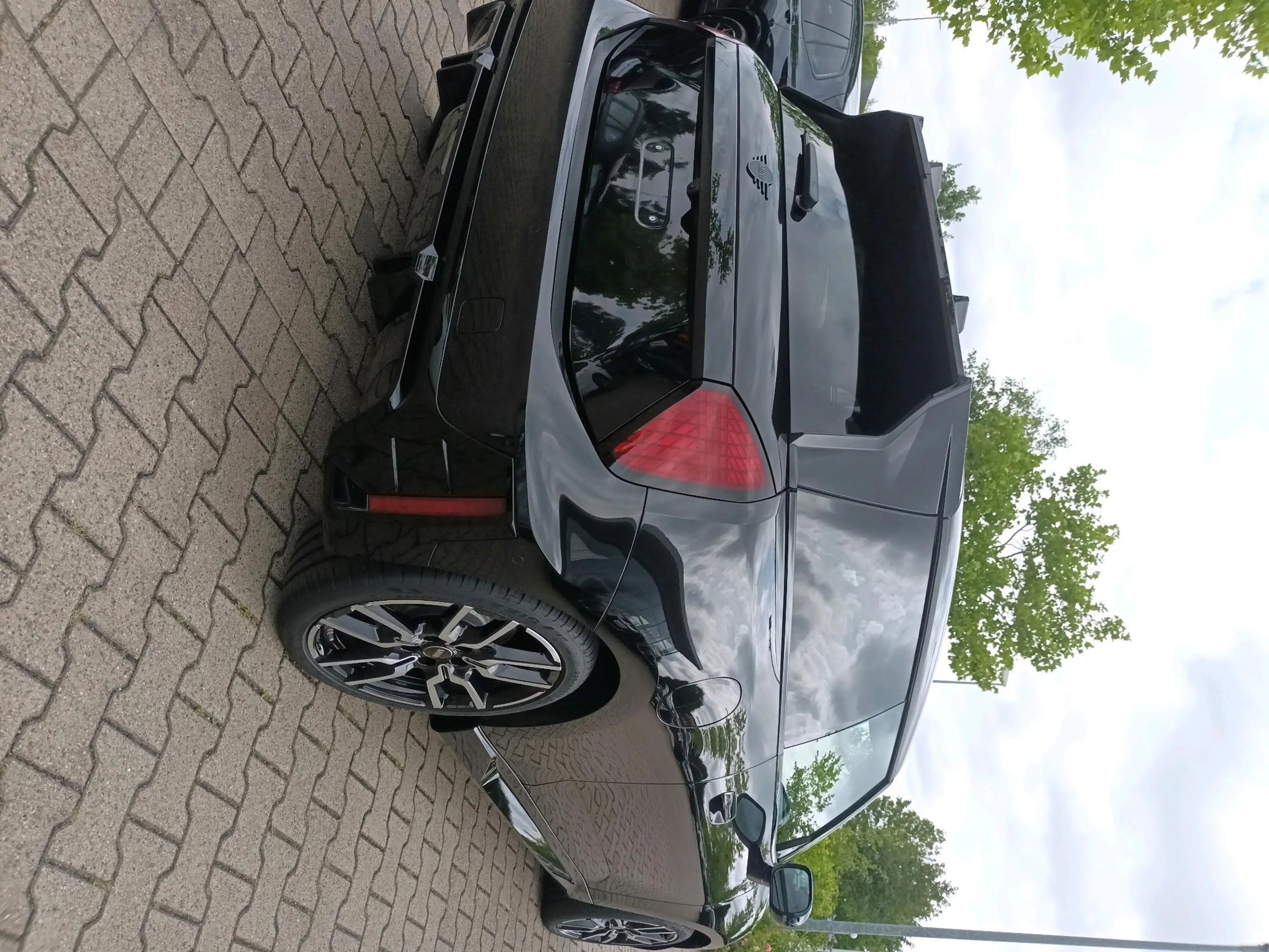MINI Cooper E John Cooper Works Trim — photo 7