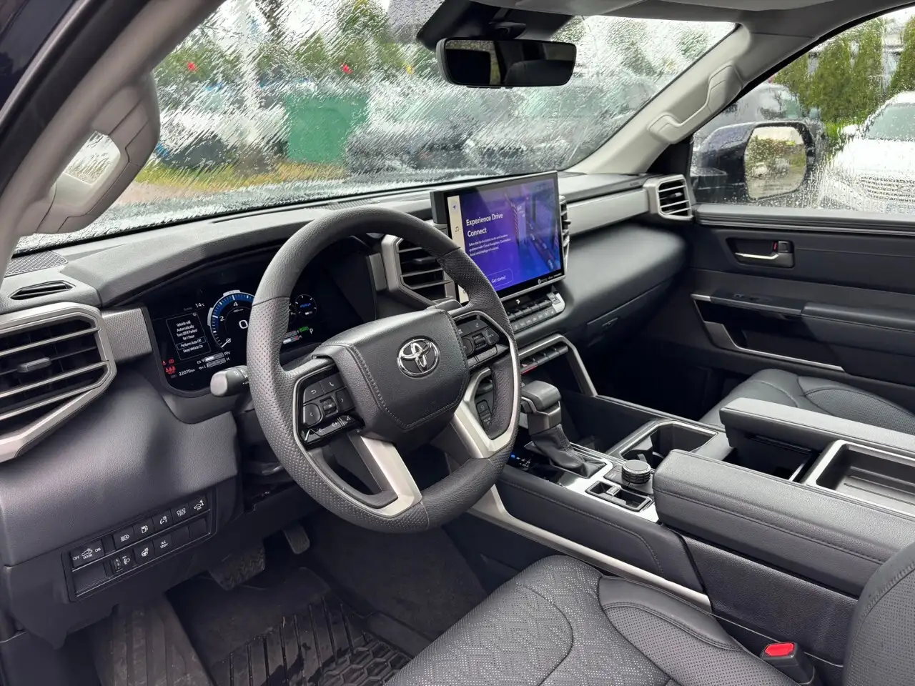 Toyota Tundra снимка Toyota Tundra