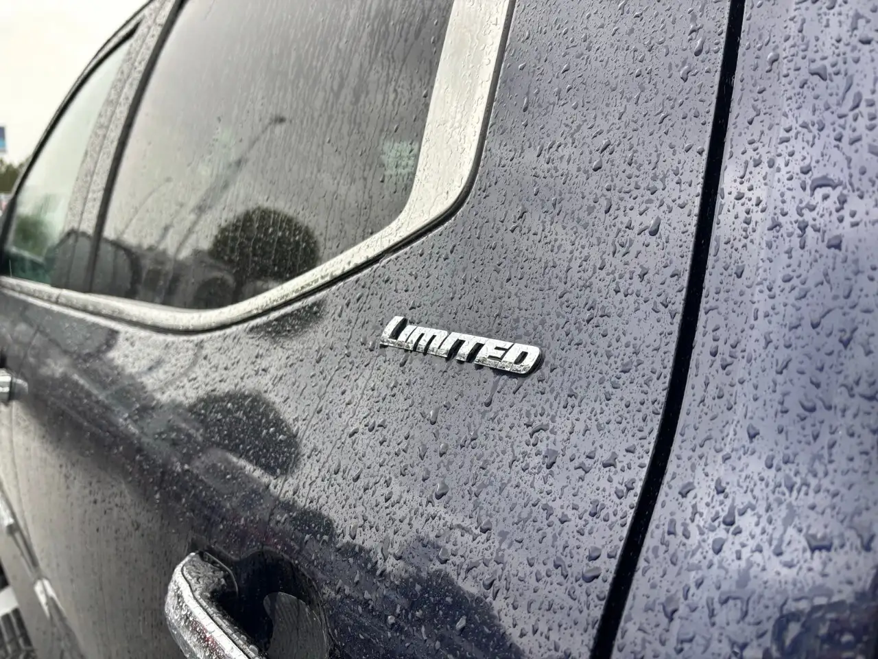 Toyota Tundra снимка Toyota Tundra