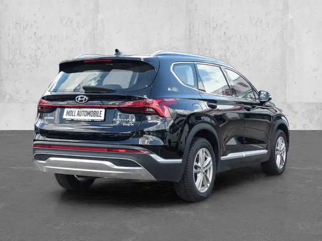 Hyundai Santa Fe view 2