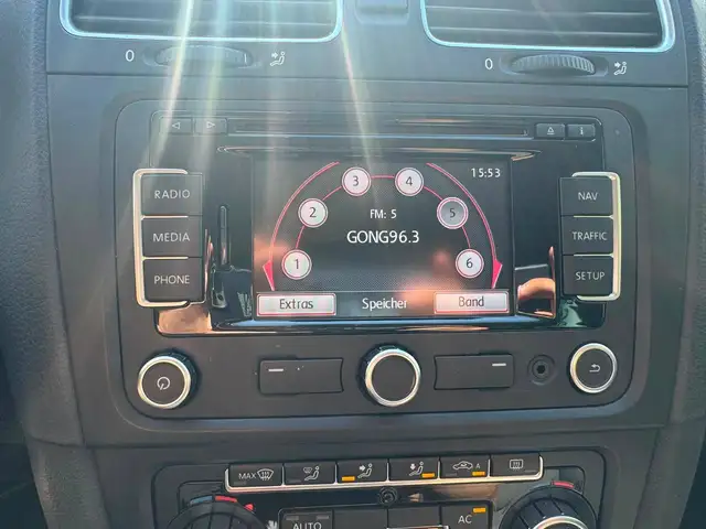 Volkswagen Golf view 14