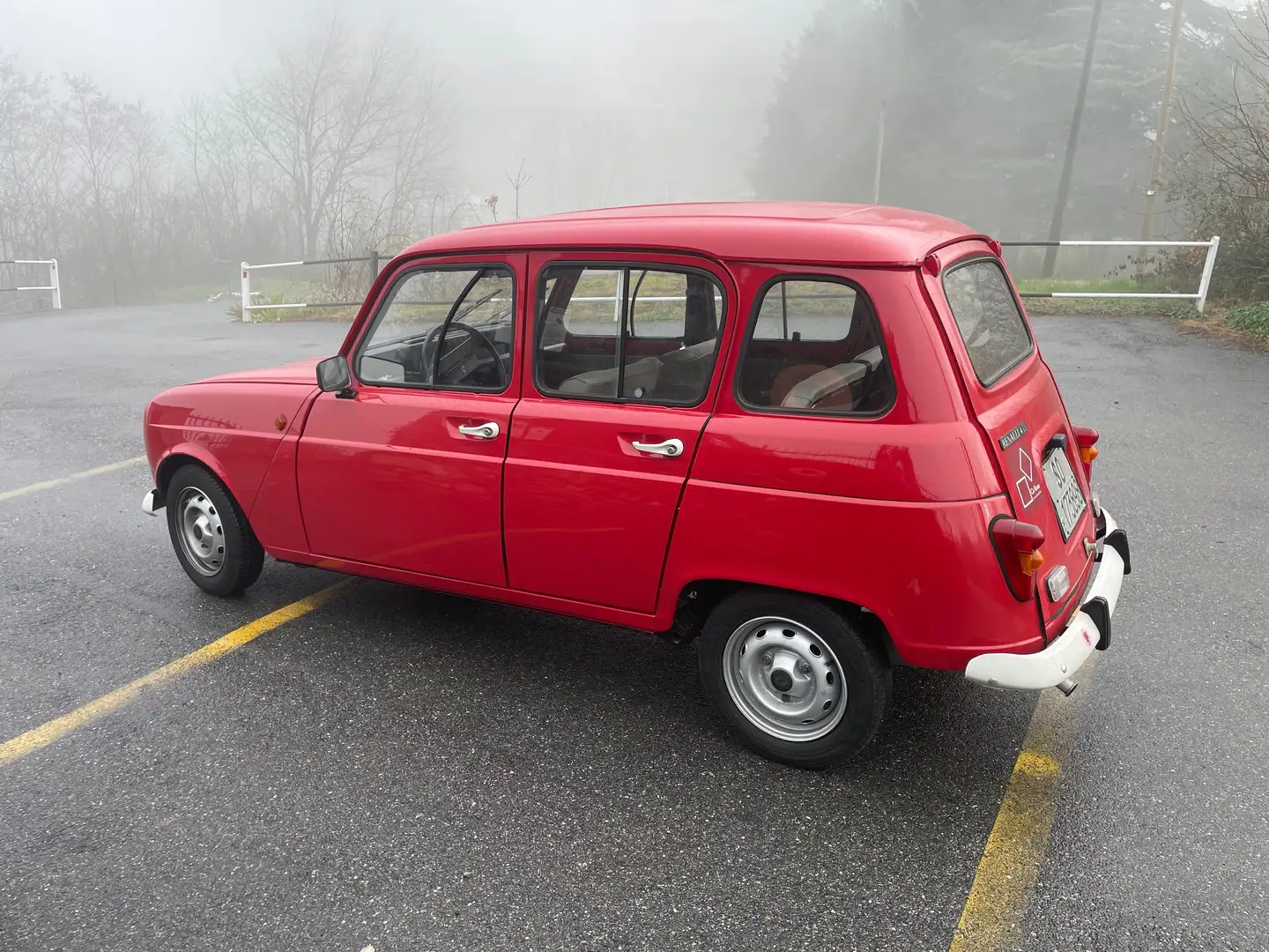Renault R 4 Roşu - 1