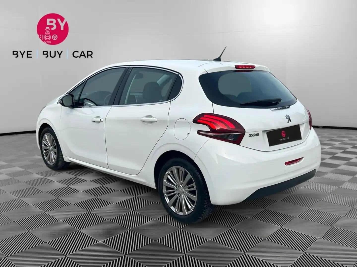 Peugeot 208 ALLURE - 1.6 BlueHDi 100 BVM5 - CarPlay/Distribution OK/Garantie 12 Mois Weiß - 2