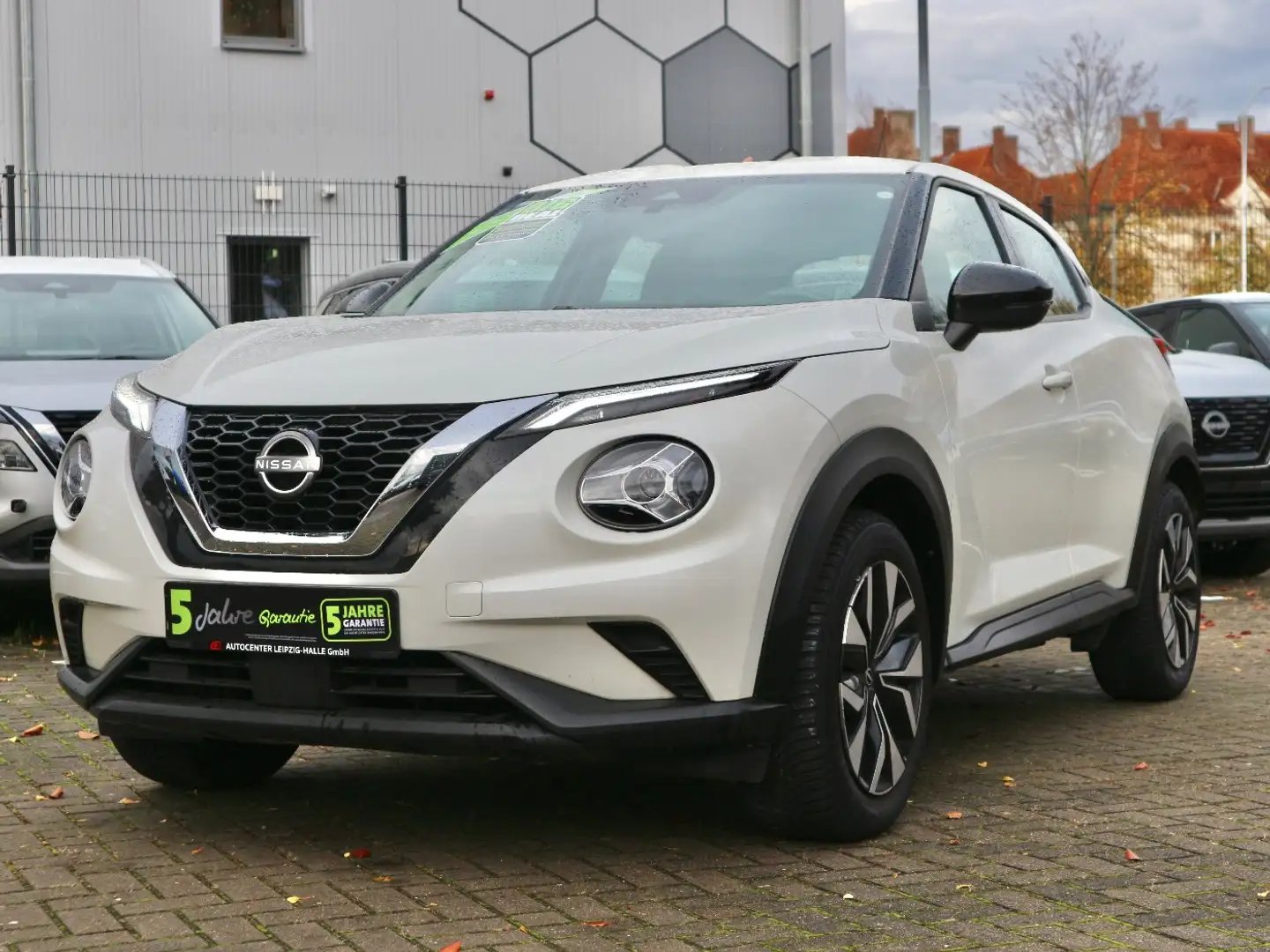 Nissan Juke 1.0 DIG-T Acenta LED Navi Kamera KlimaA Blanc - 2