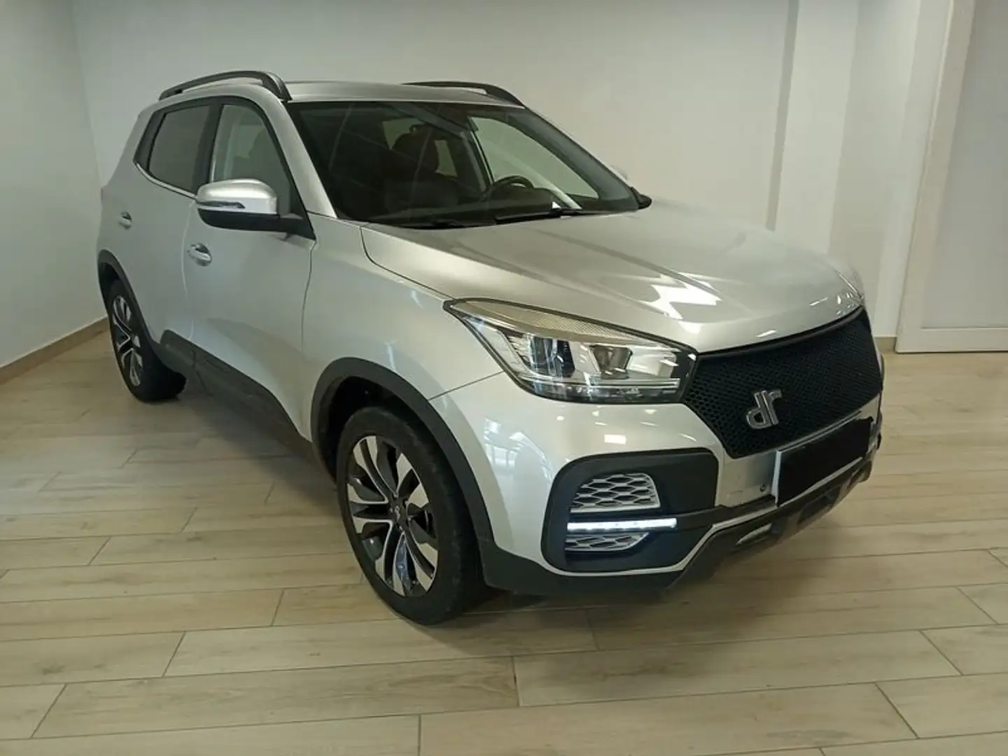 DR Automobiles DR5.0 1.5 Turbo DCT Bi-Fuel GPL Plateado - 1