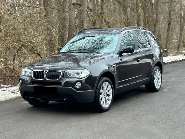 BMW X3 2.0d *66TKM* *Panoramadach* *Memory* *SHZ*