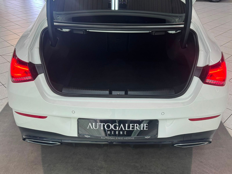 Mercedes-Benz CLA 180 AMG LINE NIGHT *AUT*PANO*LED*R-KAMERA* — photo 7
