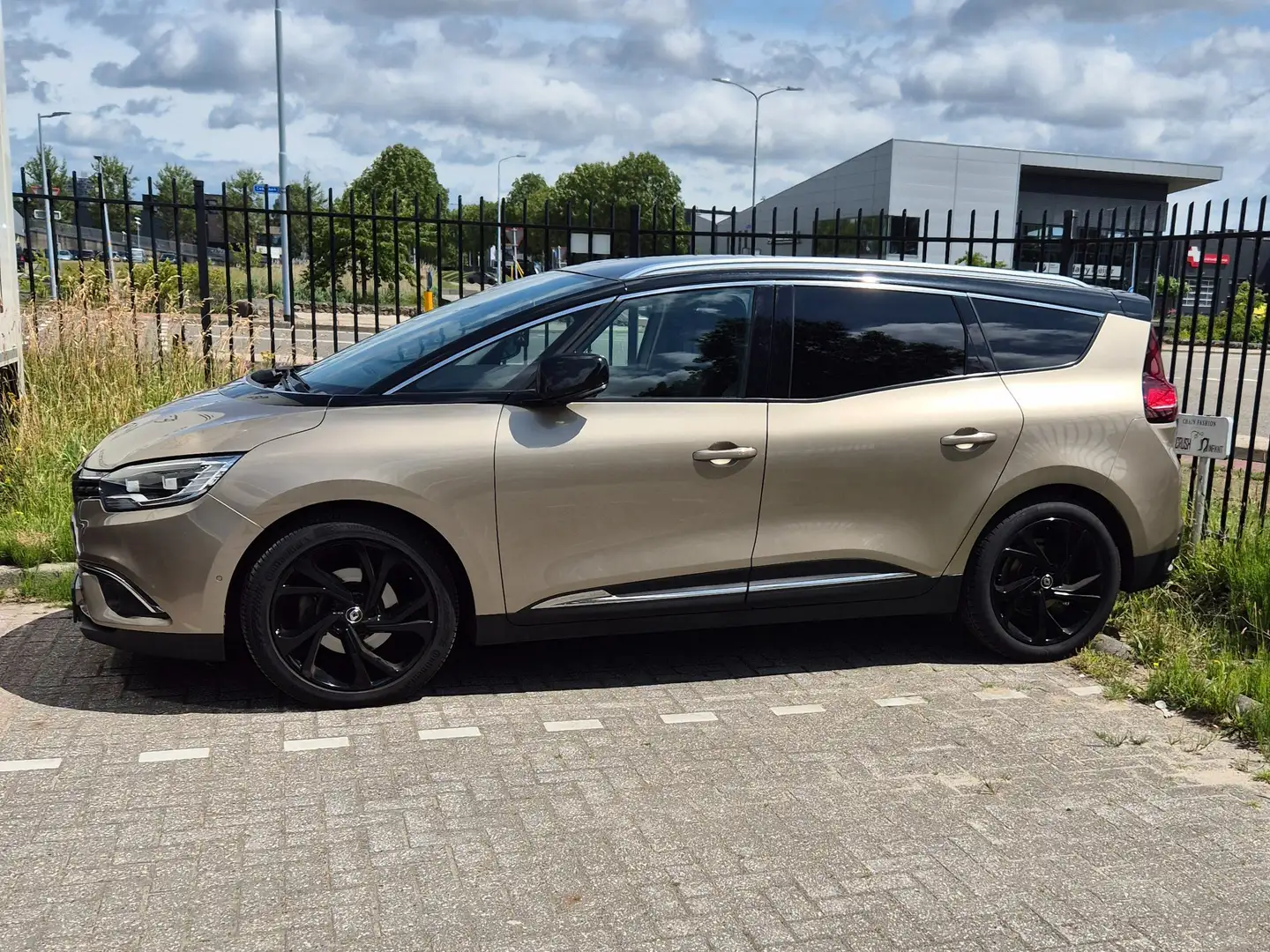 Renault Scenic Scenic 1.5 dCi Bose Bronze - 1