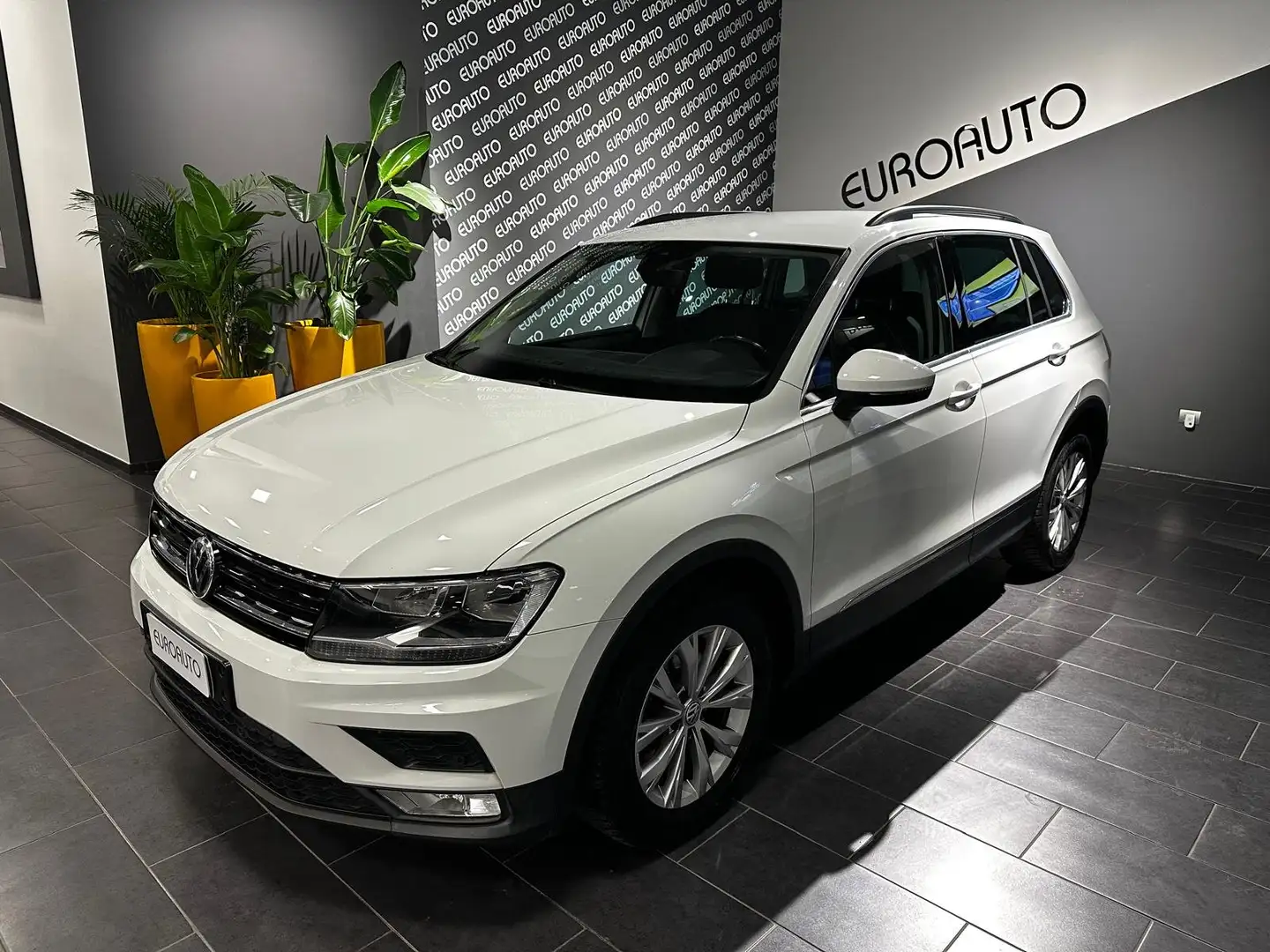 Volkswagen Tiguan Tiguan 1.6 tdi Style 115cv Blanc - 1