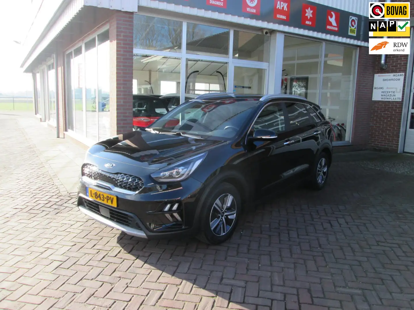 Kia Niro 1.6 GDi Hybrid DynamicPlusLine Noir - 1