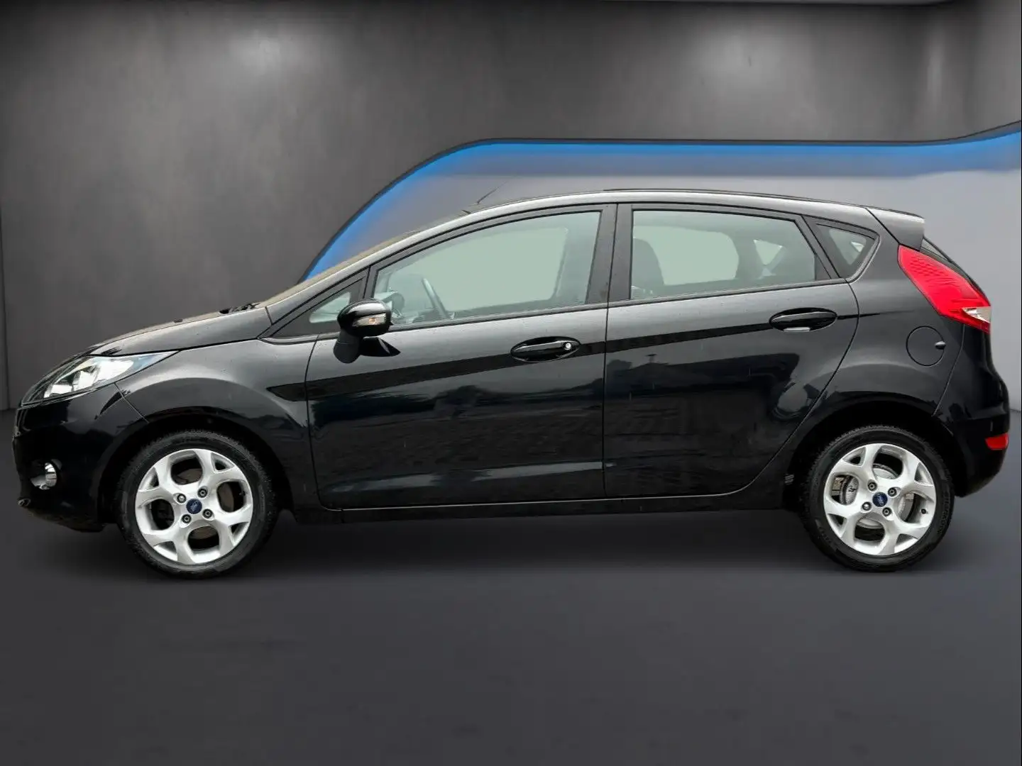 Ford Fiesta Trend KLIMA*TUV 06.27*Erst 90t.km Schwarz - 2