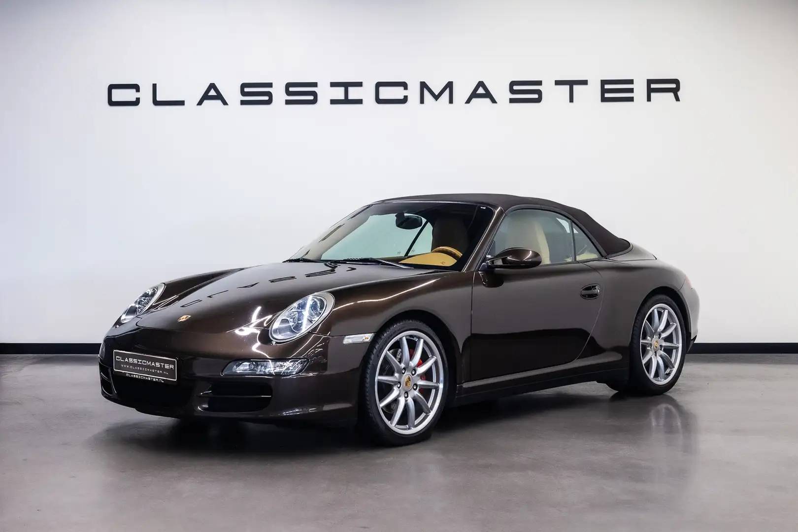 Porsche 997 Cabrio 3.8 Carrera 4S Fiscale waarde € 22.000,- DE Brun - 1