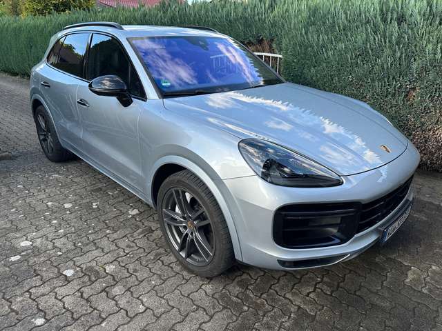 Imagine Porsche Cayenne Cayenne Turbo Tiptronic