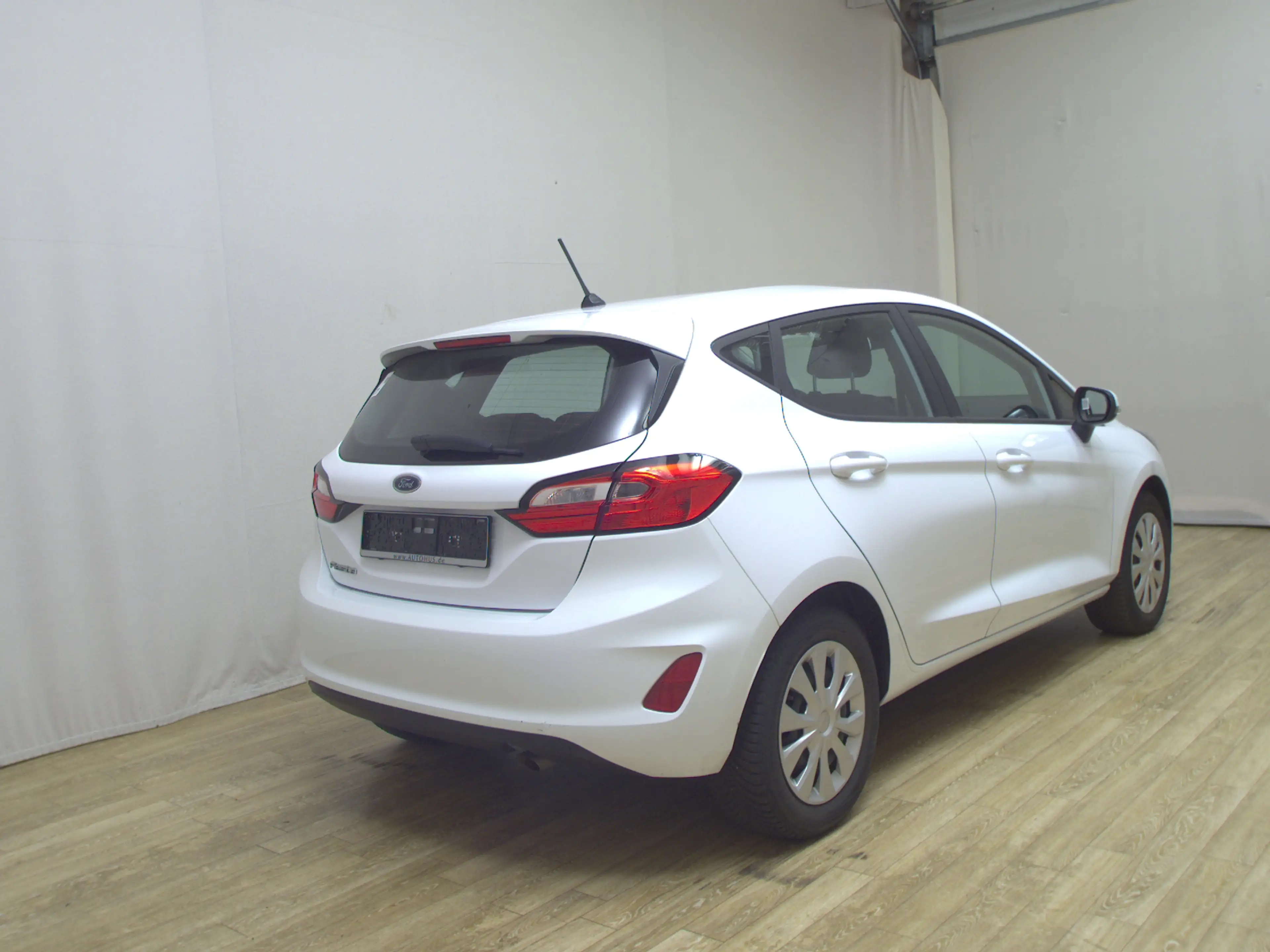 Ford Fiesta 1.0 Cool&Connect LED SHZ PDC — photo 4
