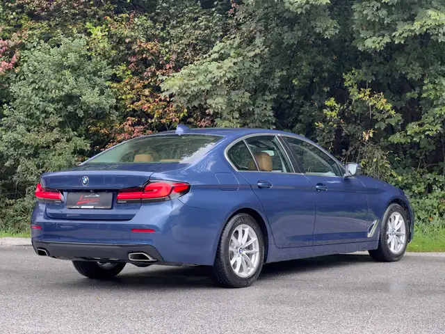 BMW 5 Series view 2