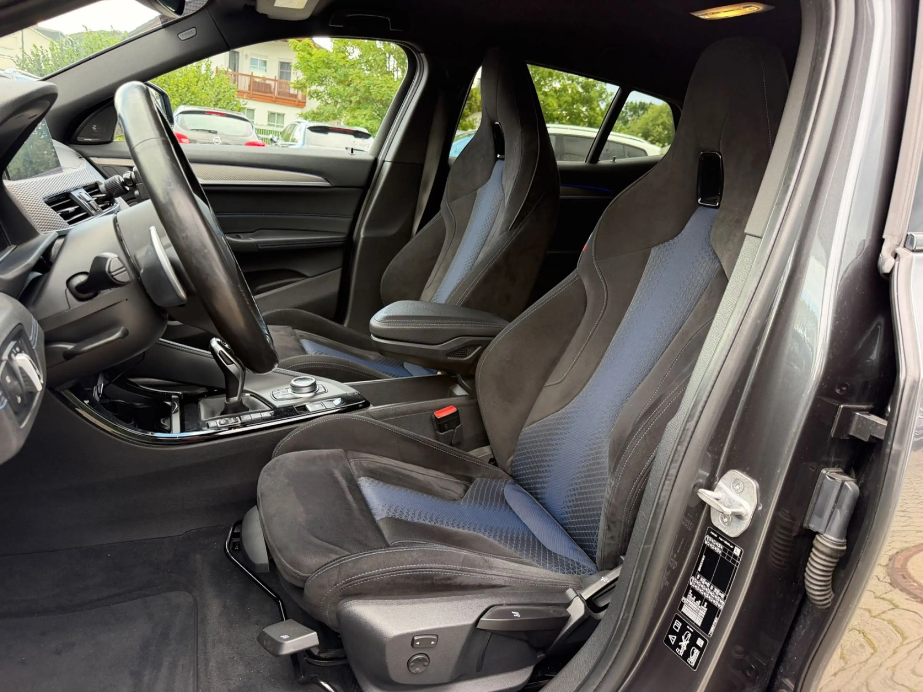 BMW X2 xDrive 20 i M Sport Hagelschaden — photo 12