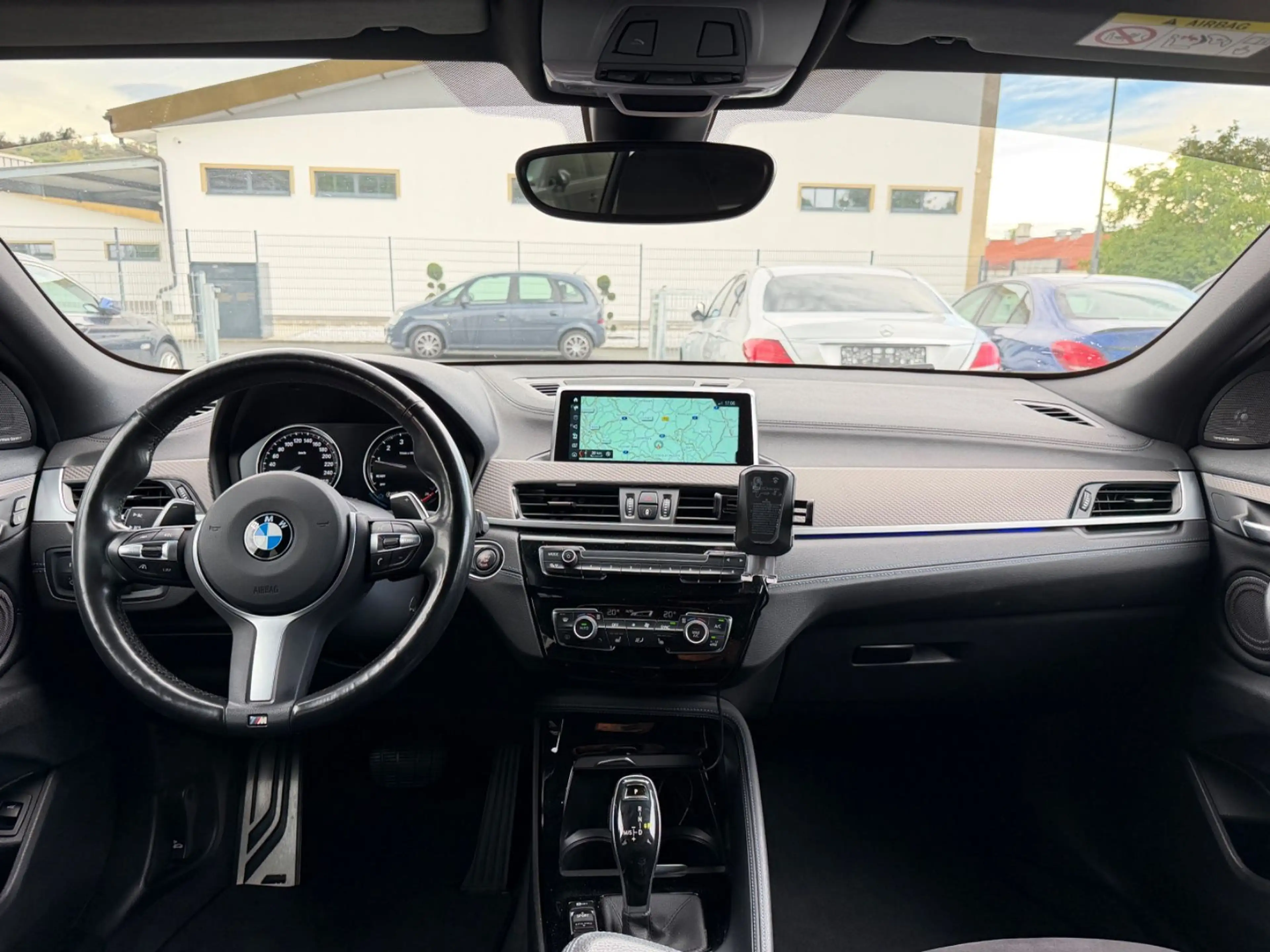 BMW X2 xDrive 20 i M Sport Hagelschaden — photo 14