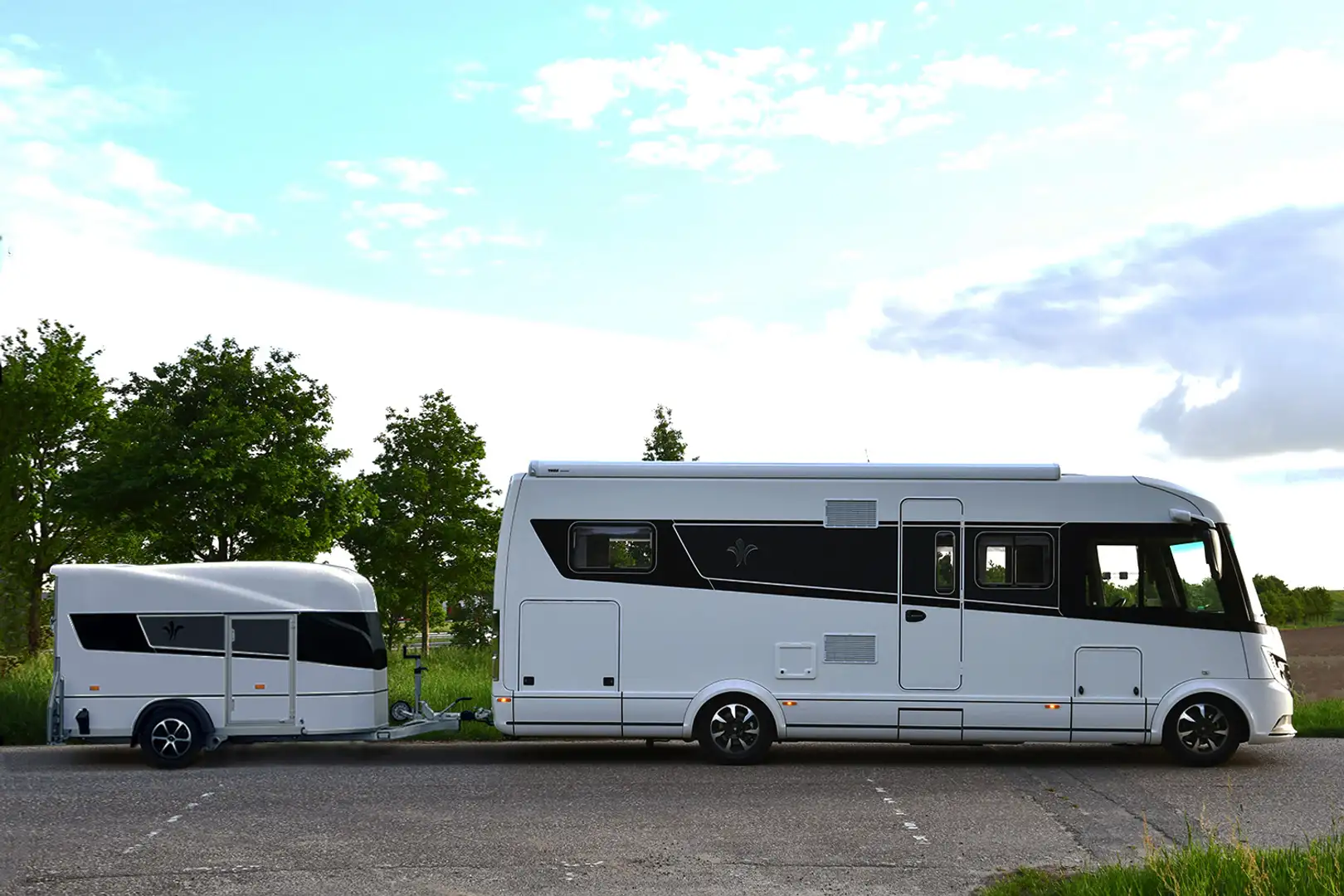 Niesmann+Bischoff Arto 77E 2.2JTD 180pk AUT 4.8T | 12-2022 (M20 Weiß - 2