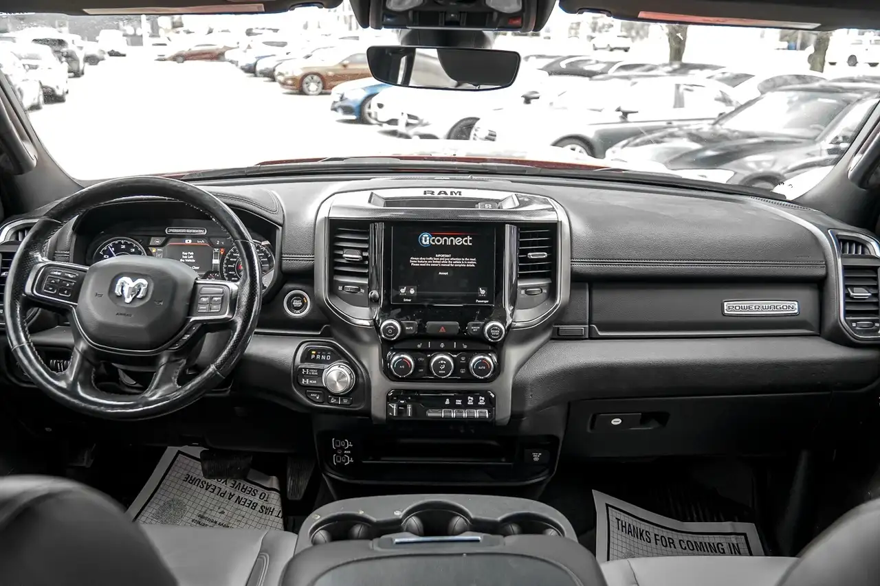 RAM 2500 снимка RAM 2500