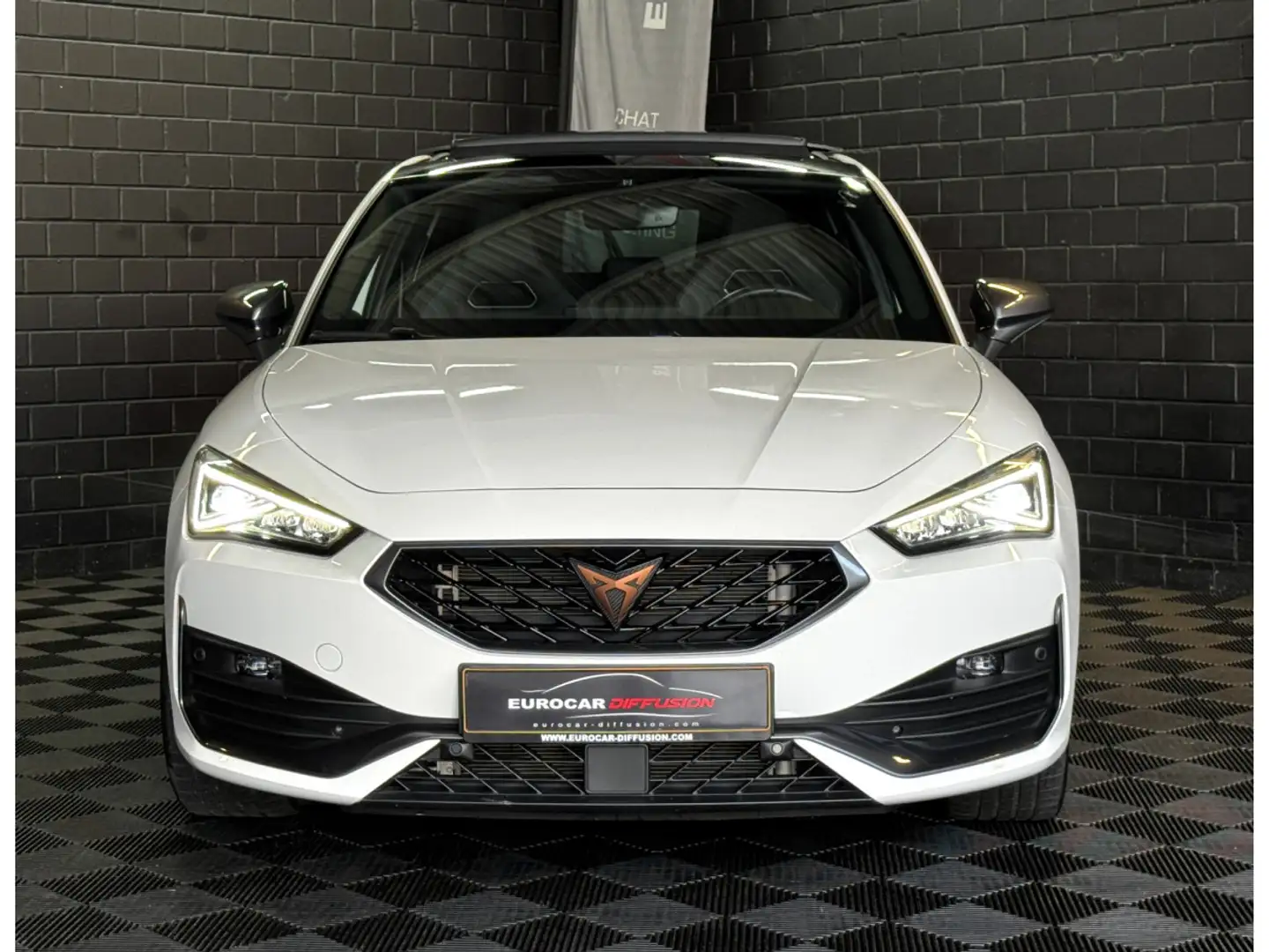 CUPRA Leon 245CV eHybrid ***Caméra***Toit panoramique*** Blanc - 2