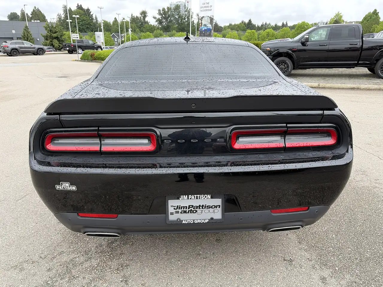 Dodge Challenger снимка Dodge Challenger