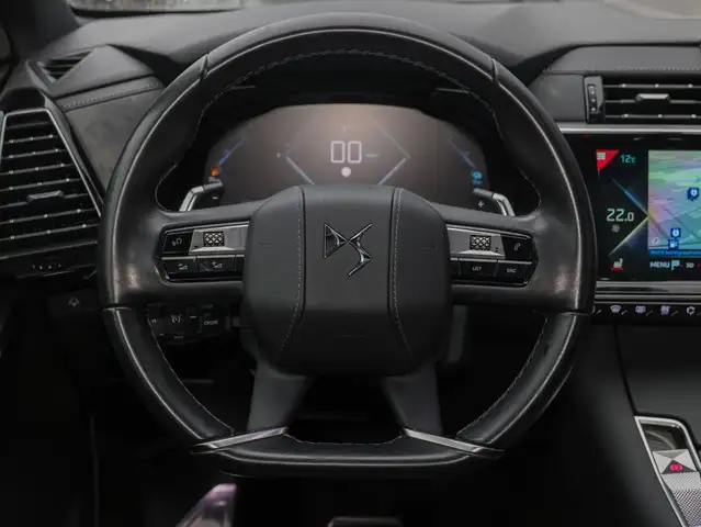 DS Automobiles DS 7 Crossback view 15