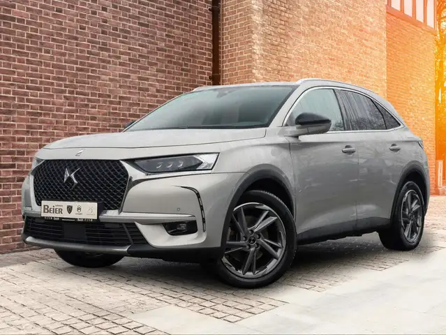 DS Automobiles DS 7 Crossback view 2