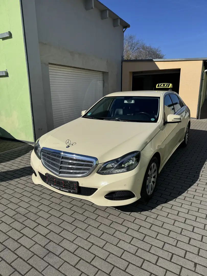 Mercedes-Benz E 200 E 200 NGD BlueEfficiency (212.035) Beige - 1