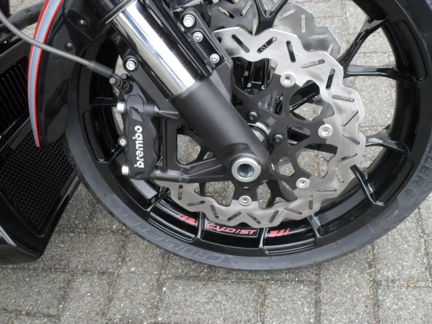 Harley-Davidson Street Glide CVO 121 Naranja - 2