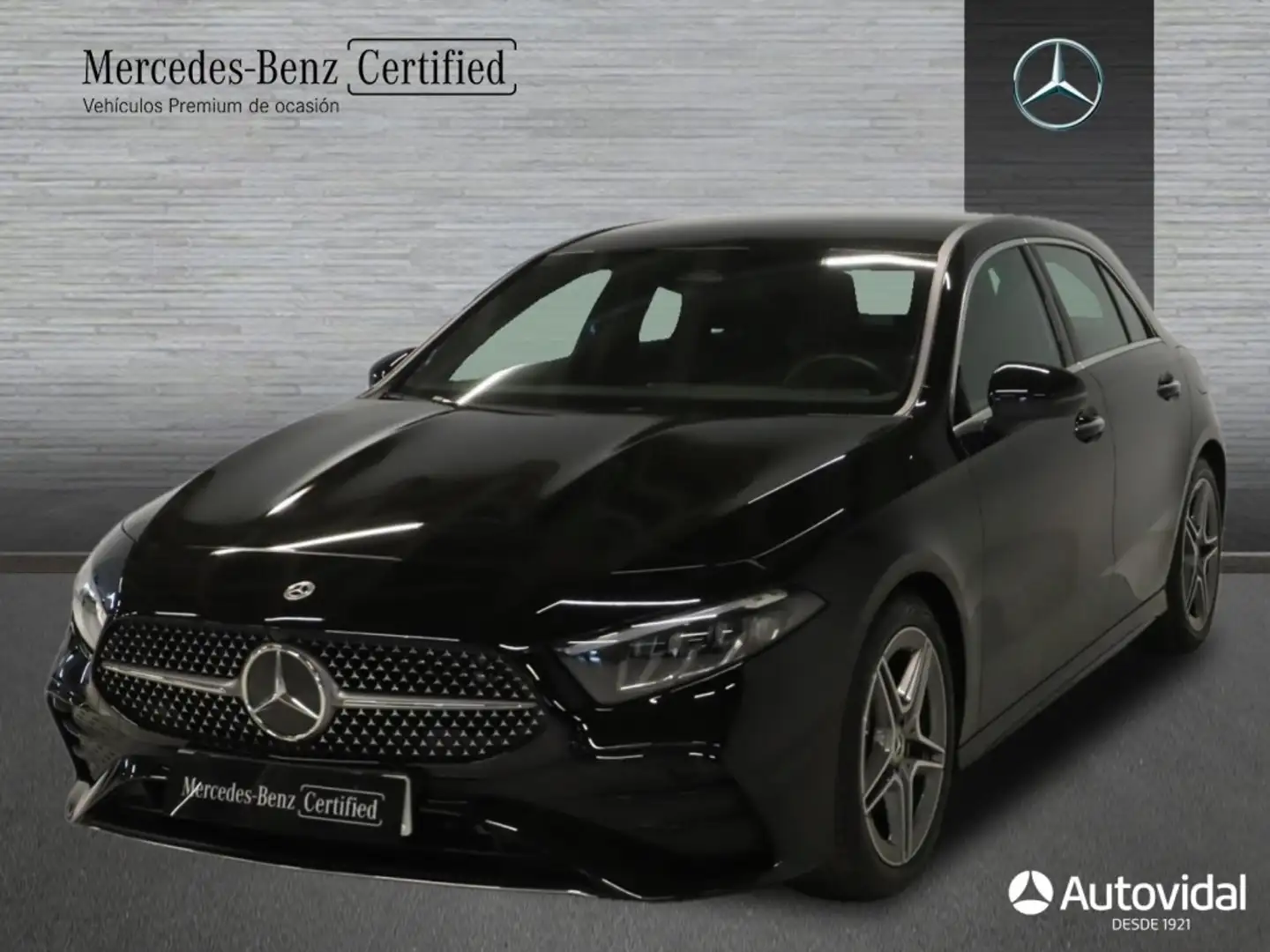 Mercedes-Benz A 200 -CLASS MHEV DCT 163 5P Zwart - 1
