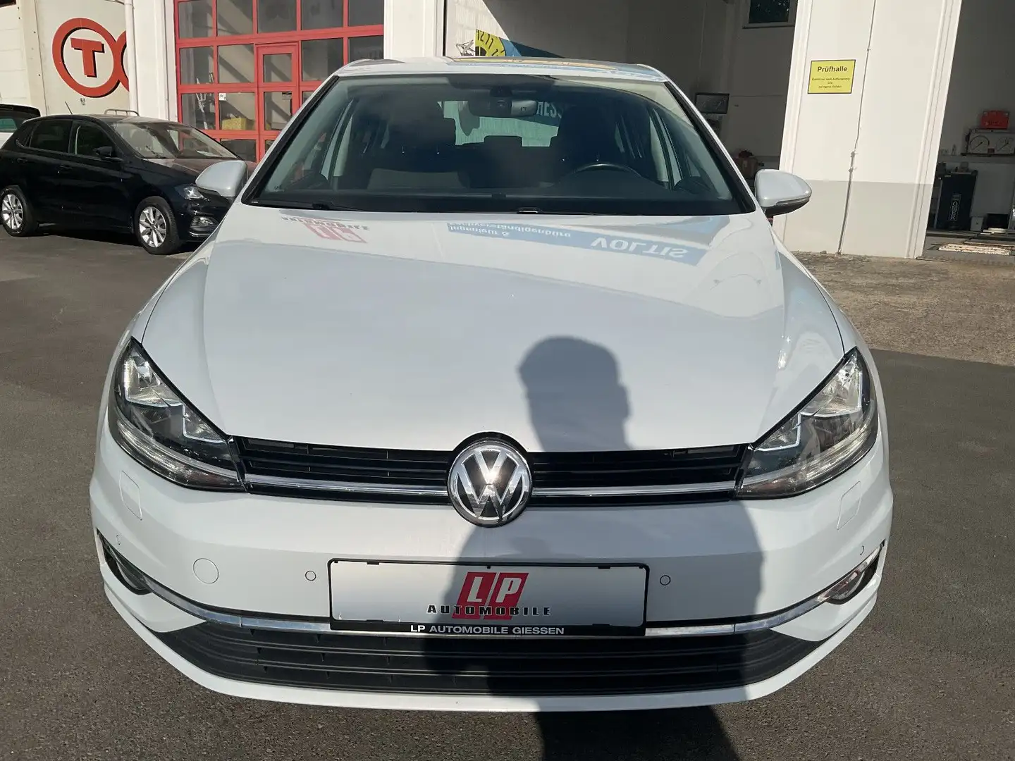 Volkswagen Golf VII 2.0 TDI 150 PS DSG Comfortline BMT Navi Срібний - 2