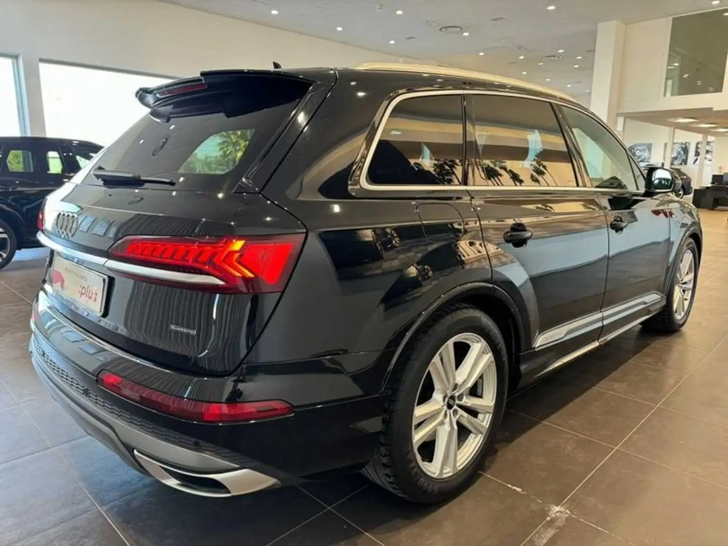 Audi Q7 2ª serie 50 TDI quattro tiptronic Sport Nero - 2