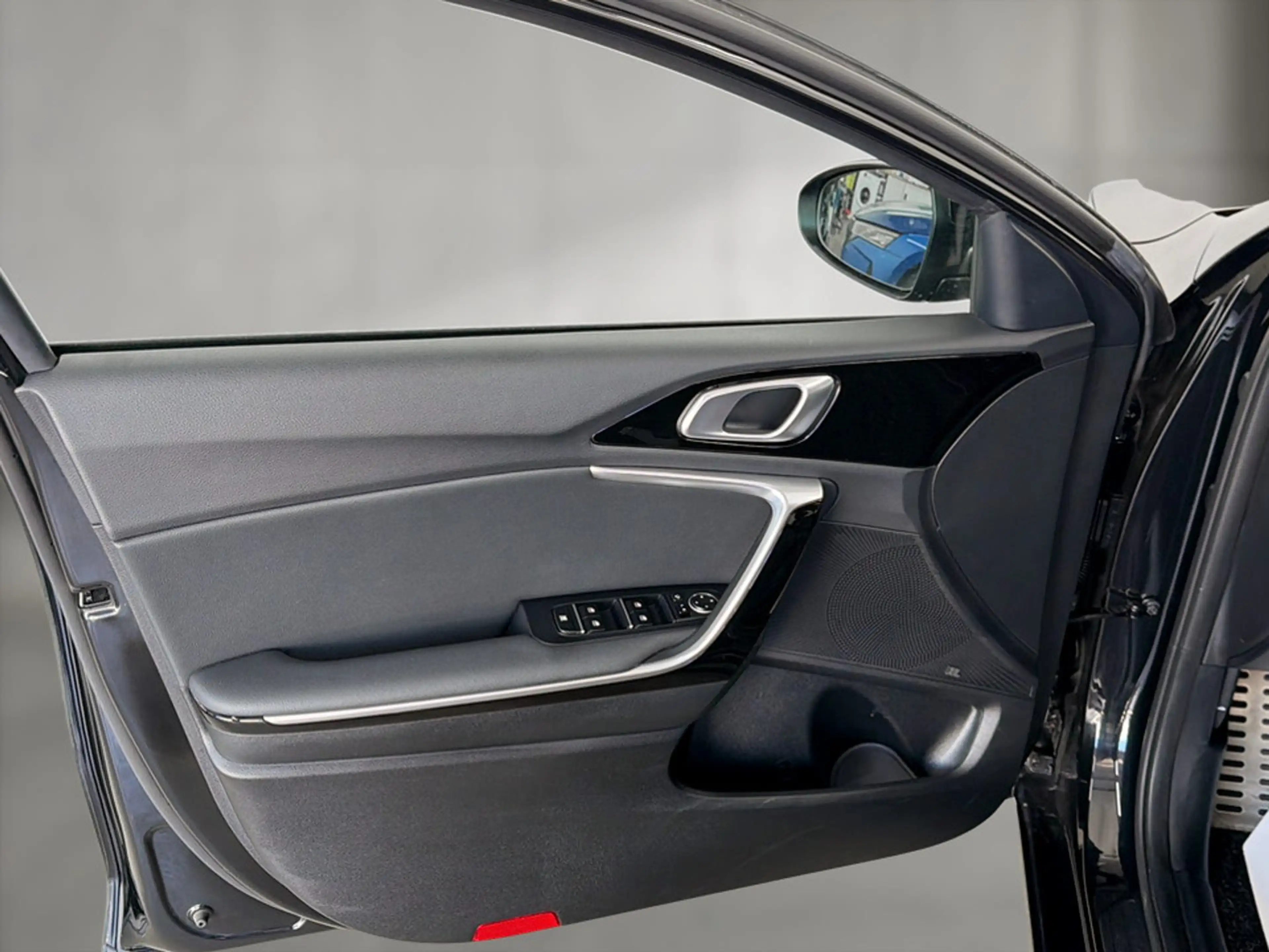 Kia Ceed / cee'd Kia Ceed Sportswagon Gold — photo 15