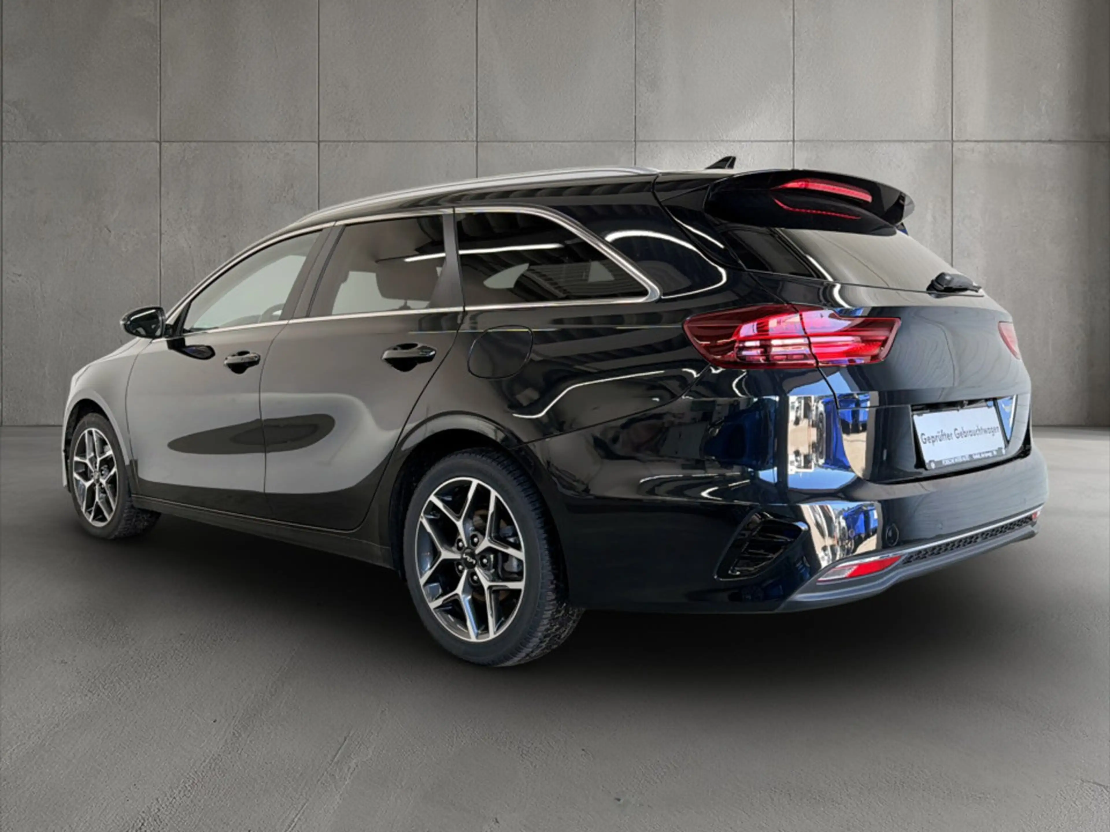 Kia Ceed / cee'd Kia Ceed Sportswagon Gold — photo 6