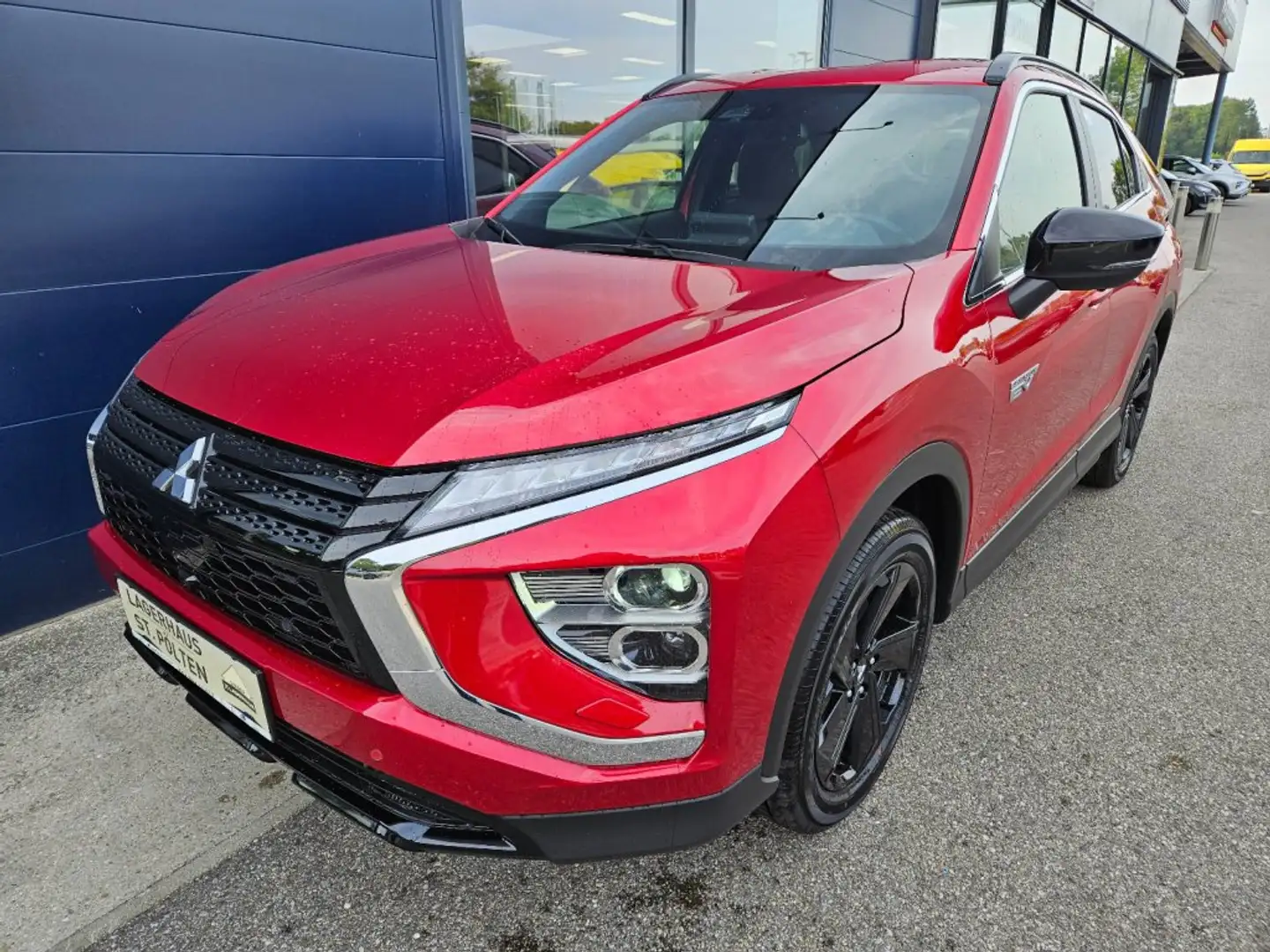 Mitsubishi Eclipse Cross PHEV 2,4 4WD Intense+ 45 Jahre Rood - 1